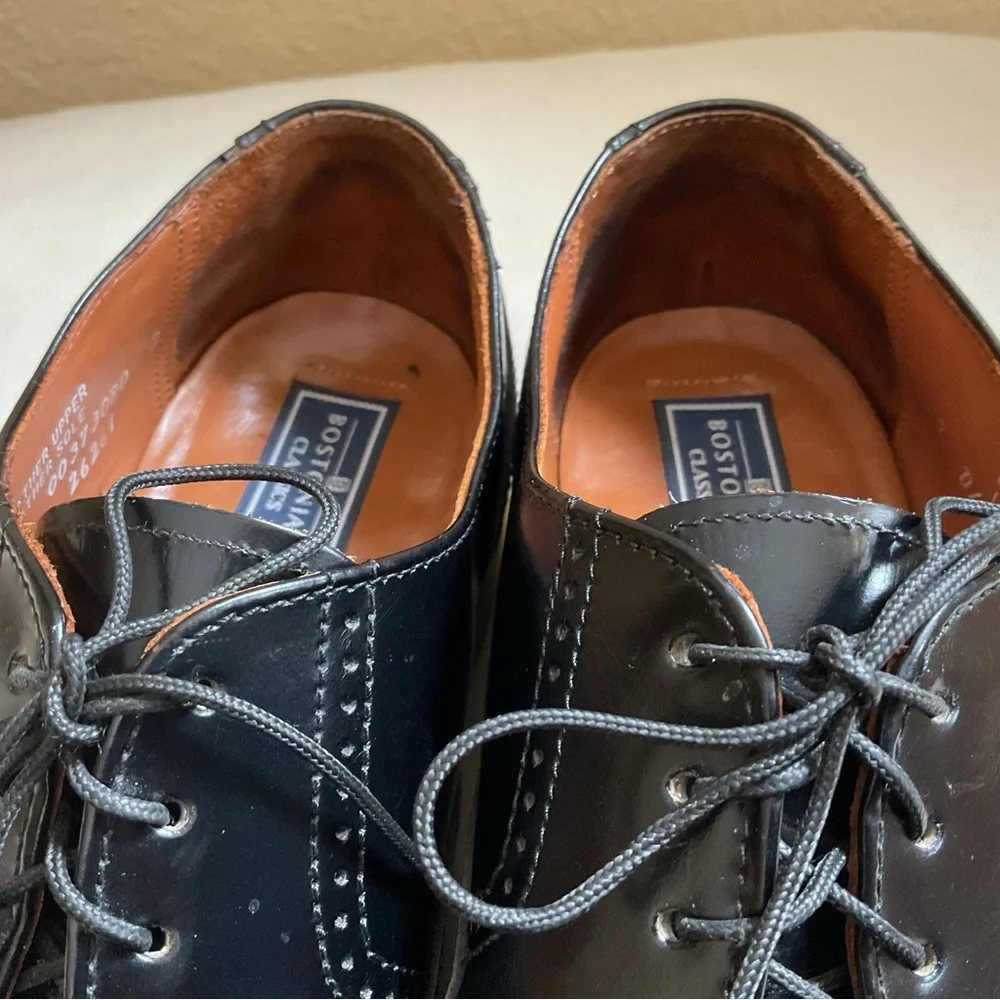 Bostonian Classics Black Leather Men’s Wingtip Size 9D/B